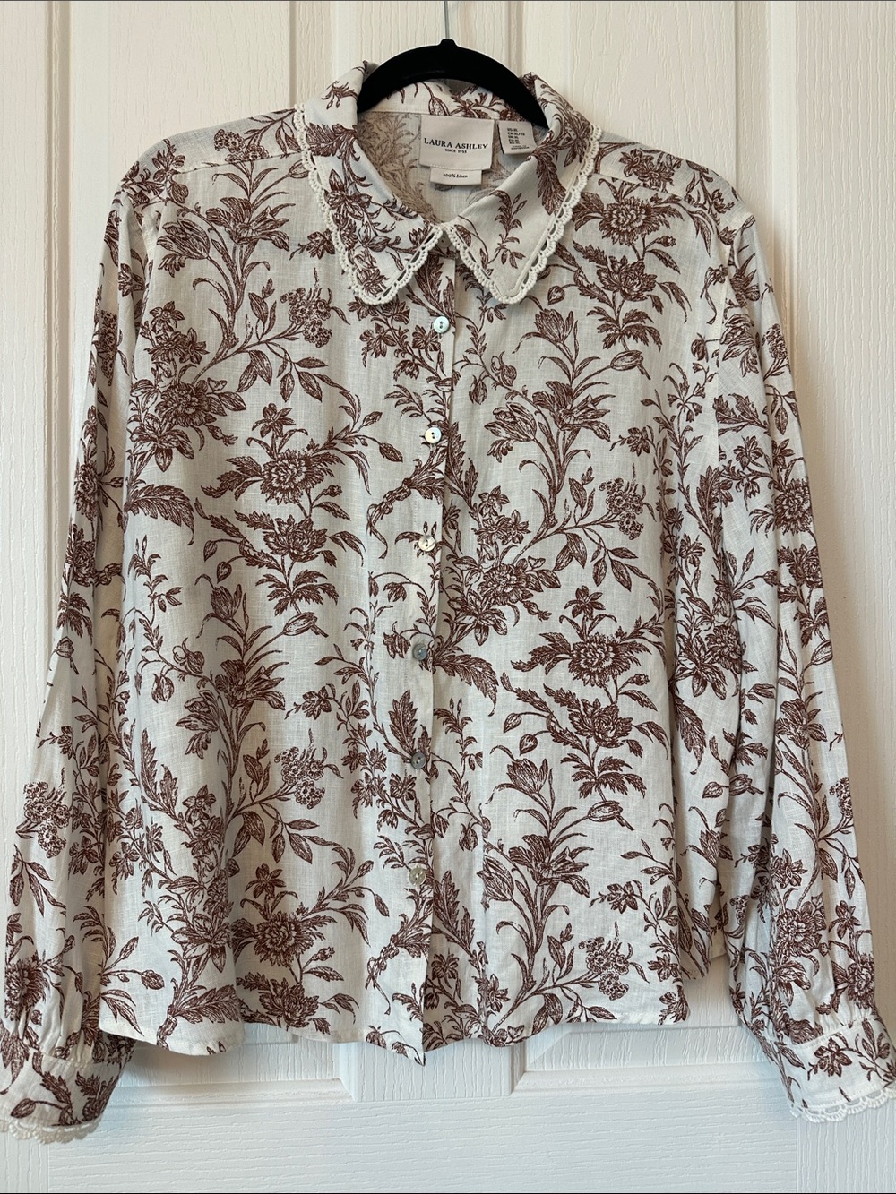 🧡 Laura Ashley Cream and Brown Botanical Linen Shirt 🧡